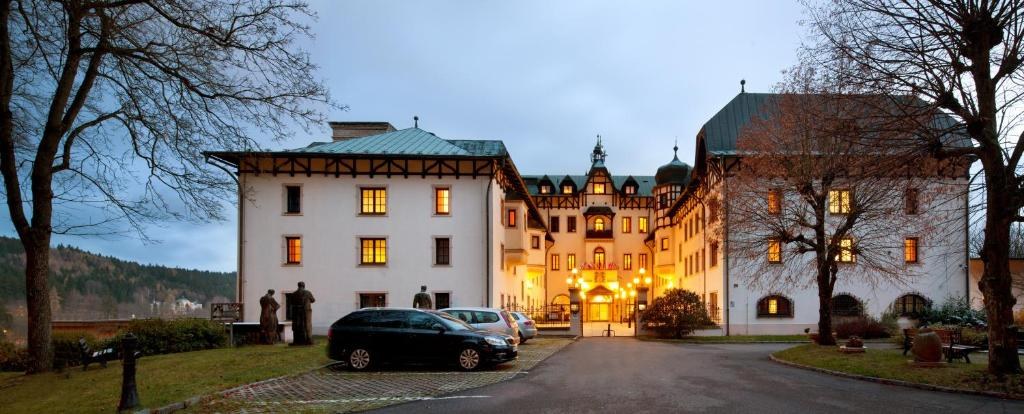 Chateau Monty SPA Resort
