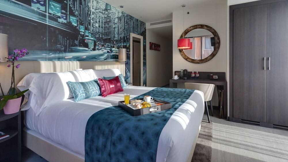 Hotel Indigo Madrid - Gran Via photo 4