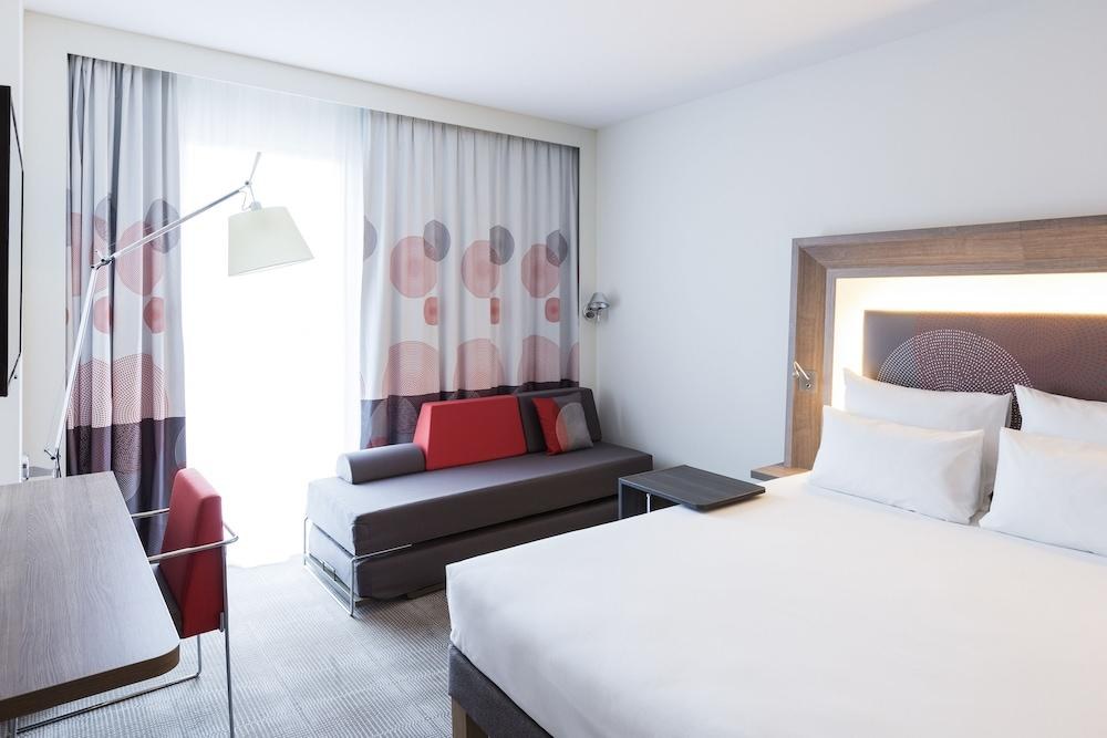 NOVOTEL LONDON EXCEL photo 2
