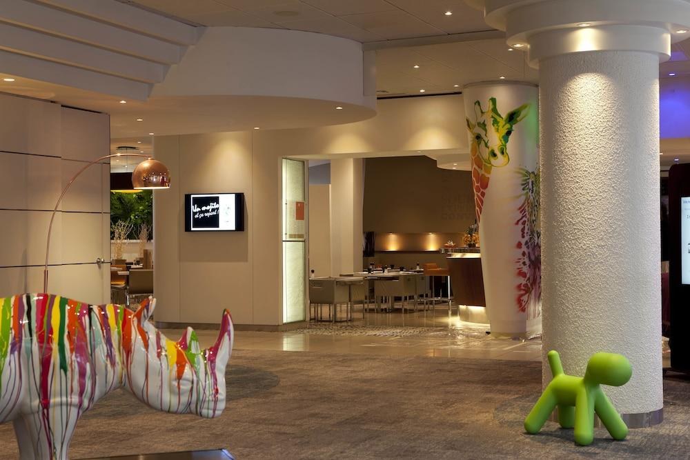 NOVOTEL LYON GERLAND photo 4