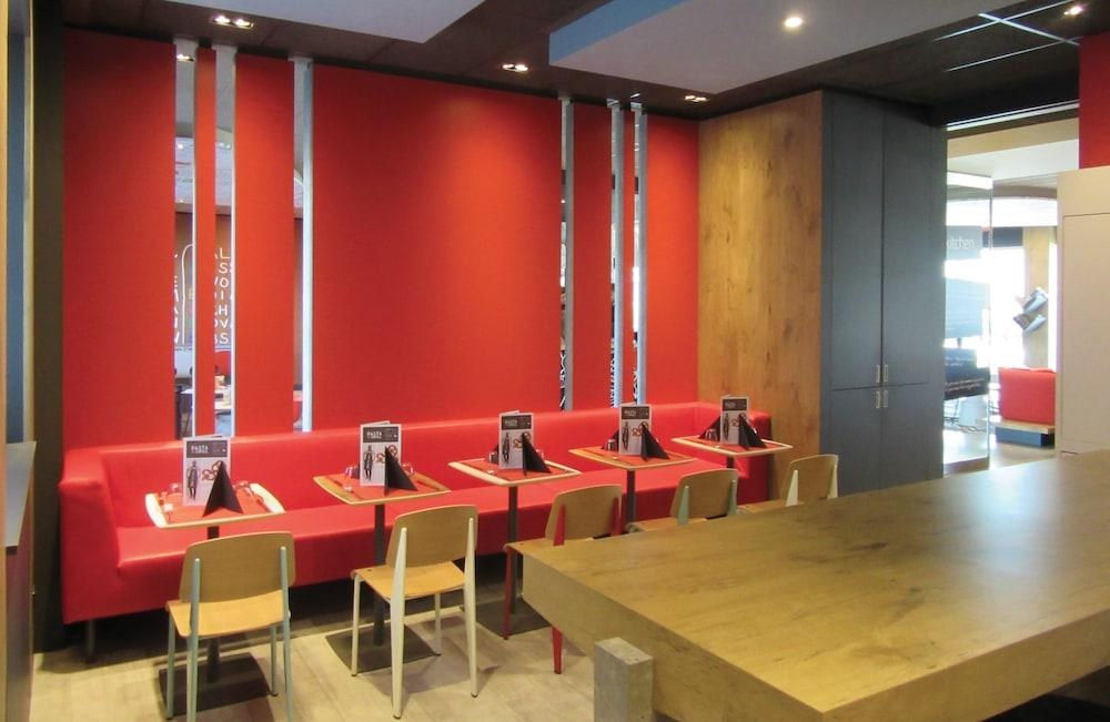 IBIS MILANO FIERA photo 4