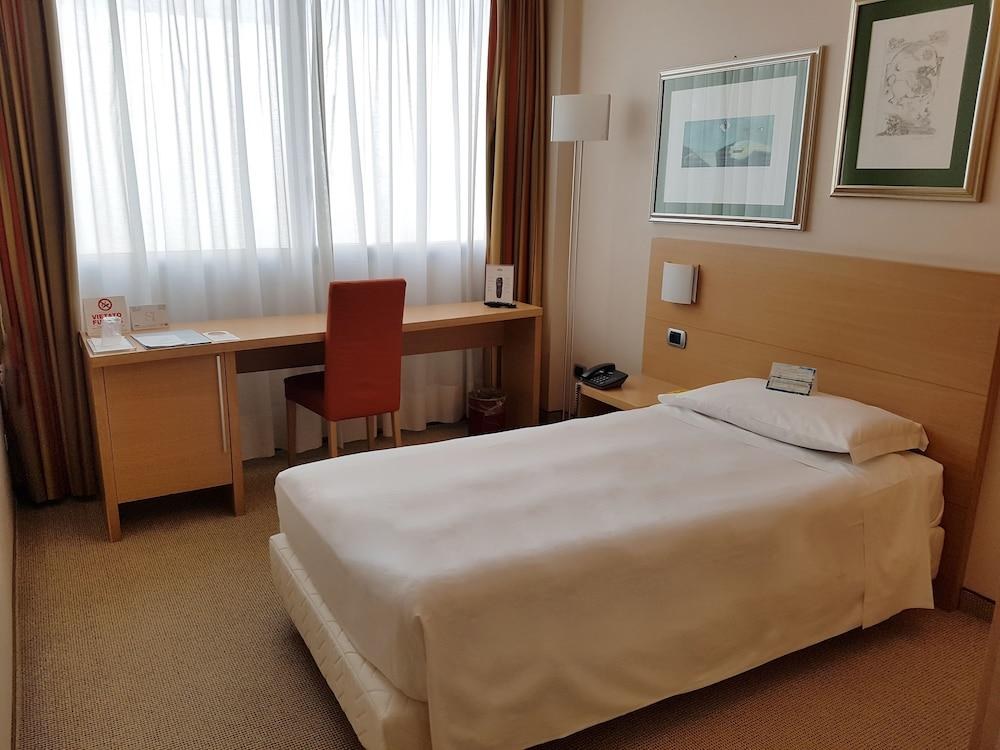 HOTEL SPORTING BRUGHERIO photo 4
