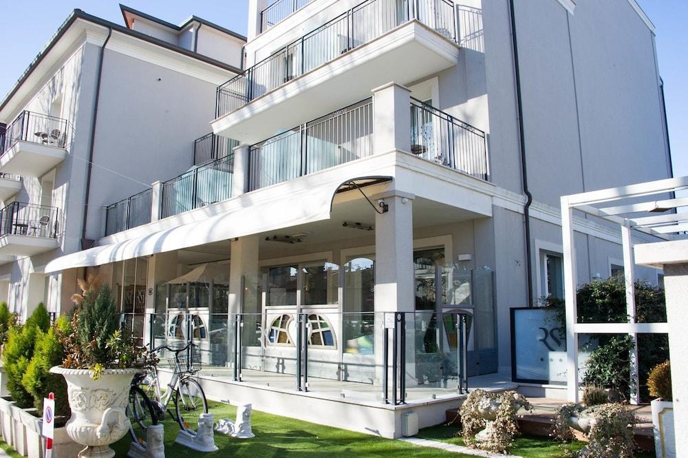 Rimini Suite Hotel photo 4