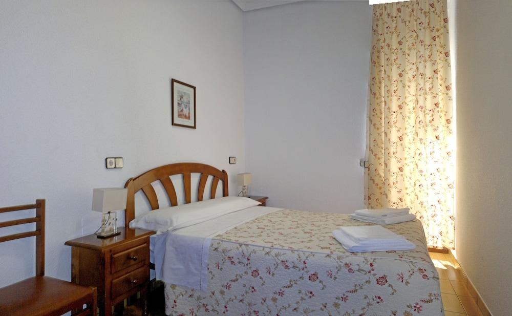 HOSTAL SAN ANTONIO photo 4