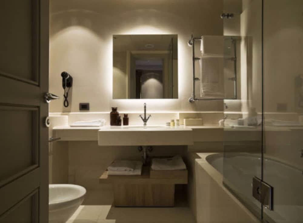 A.Roma Lifestyle Hotel photo 2
