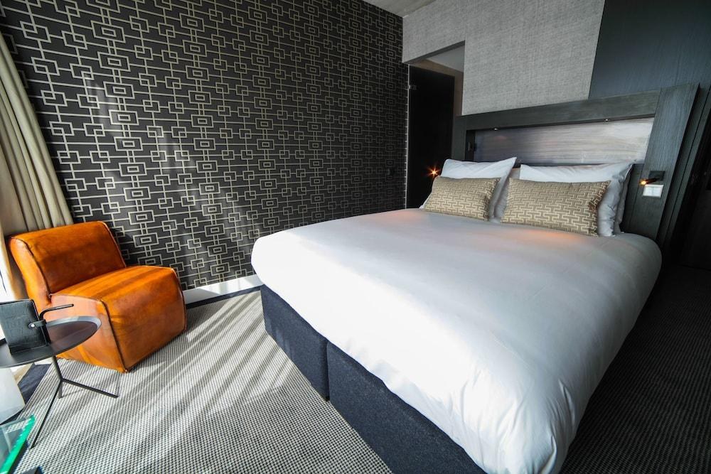 DoubleTree by Hilton NDSM Wharf photo 3