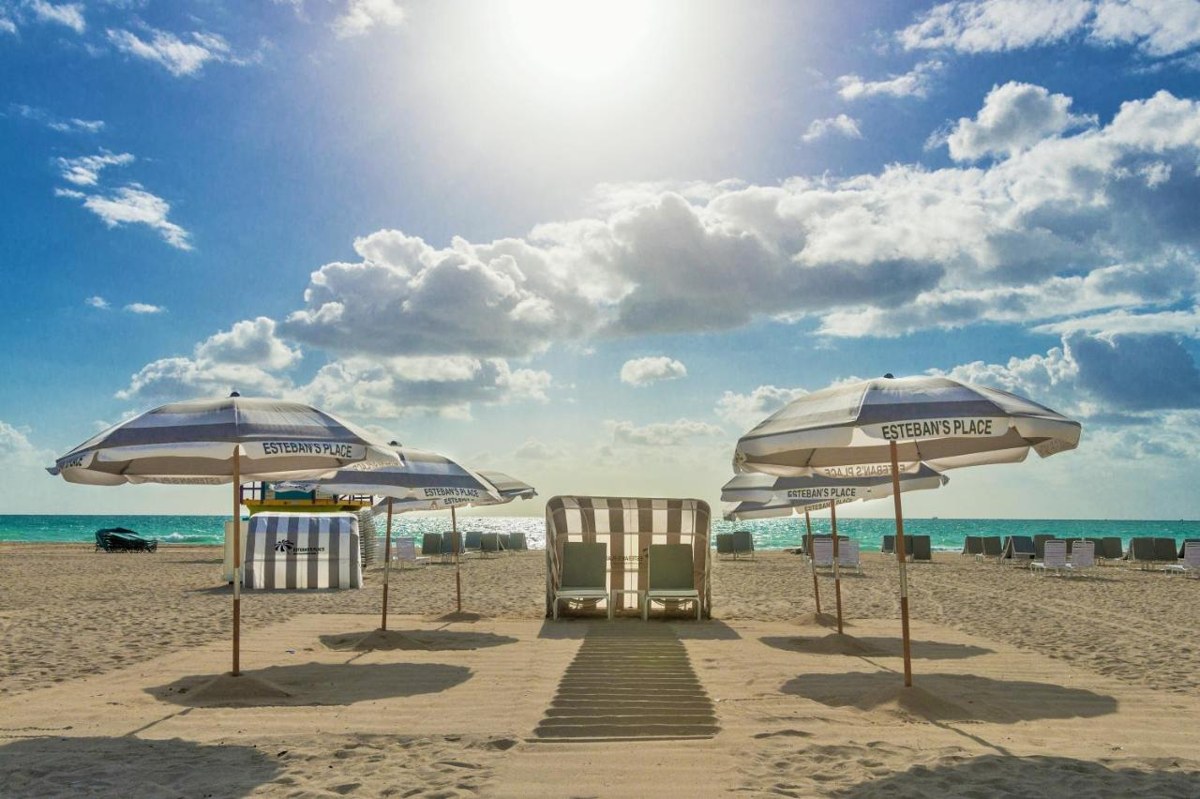 HENROSA SOUTH BEACH HOTEL