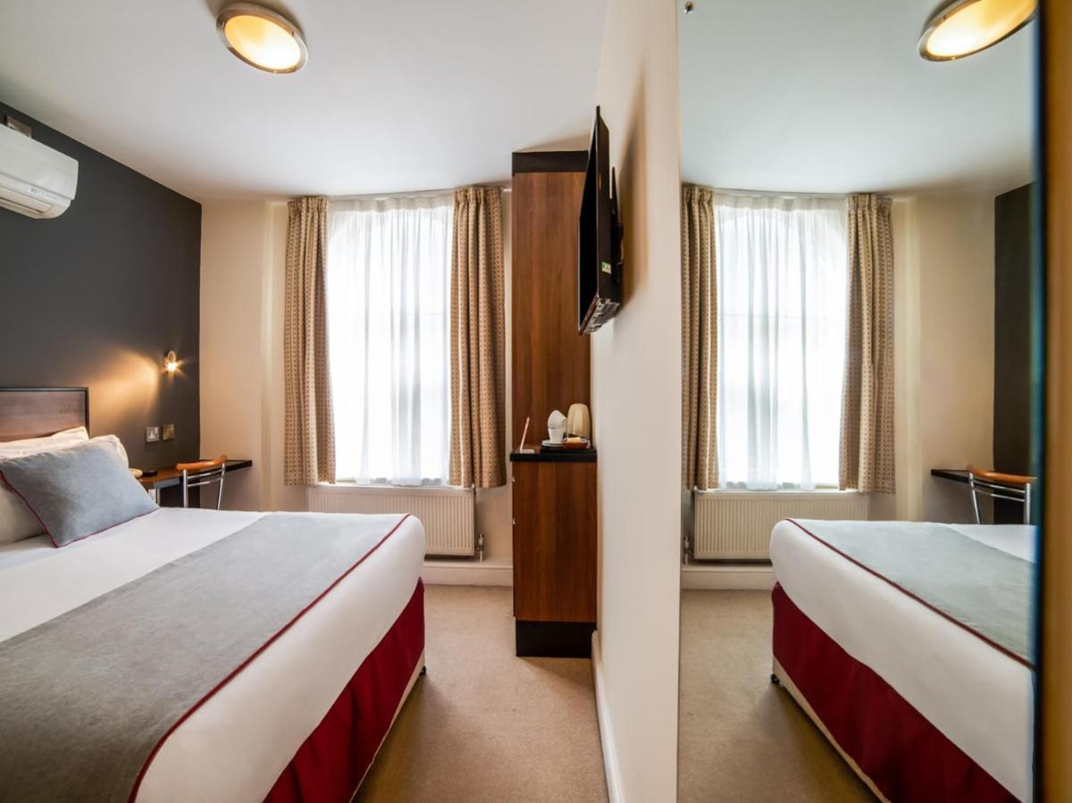 ELYSEE HYDE PARK HOTEL photo 1