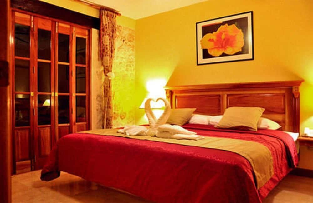 CANCUN INTERNATIONAL SUITES photo 2