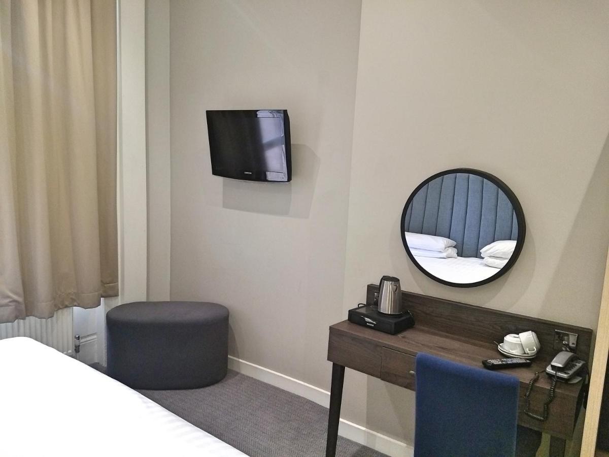 GARDEN COURT HOTEL photo 1
