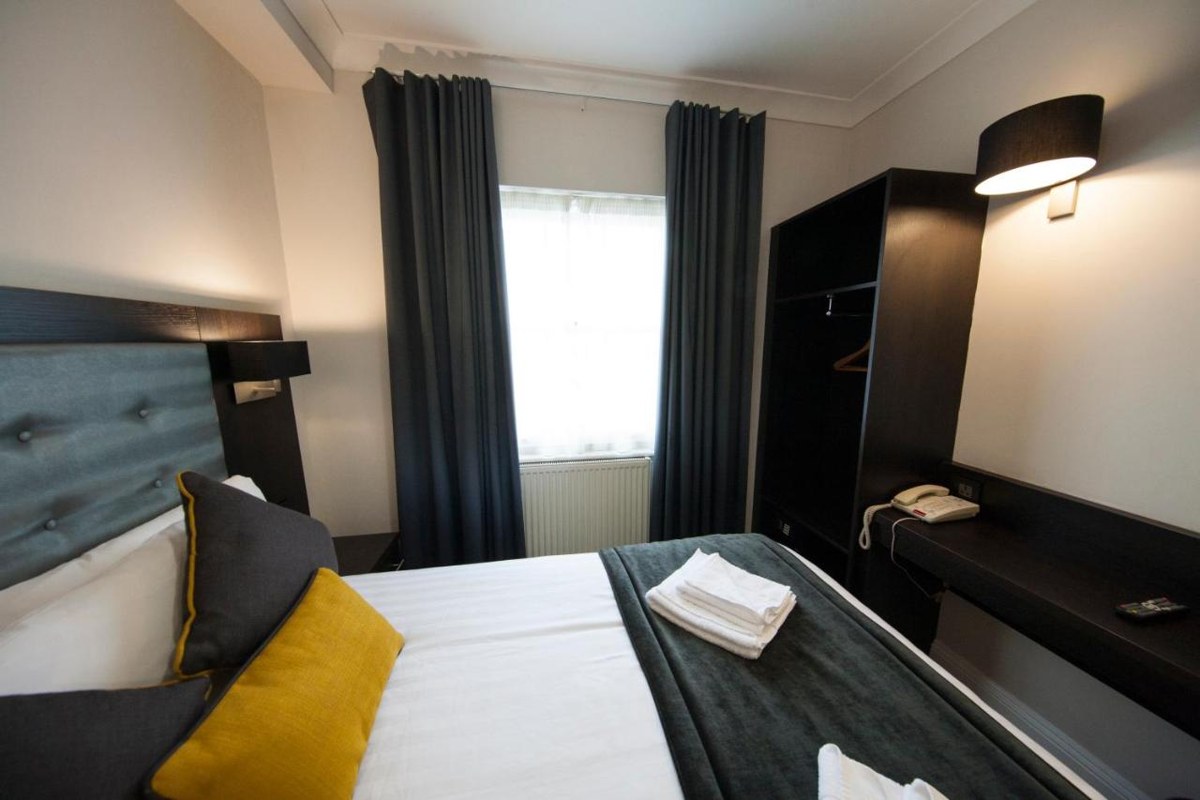 ST GEORGE'S INN HOTEL photo 3