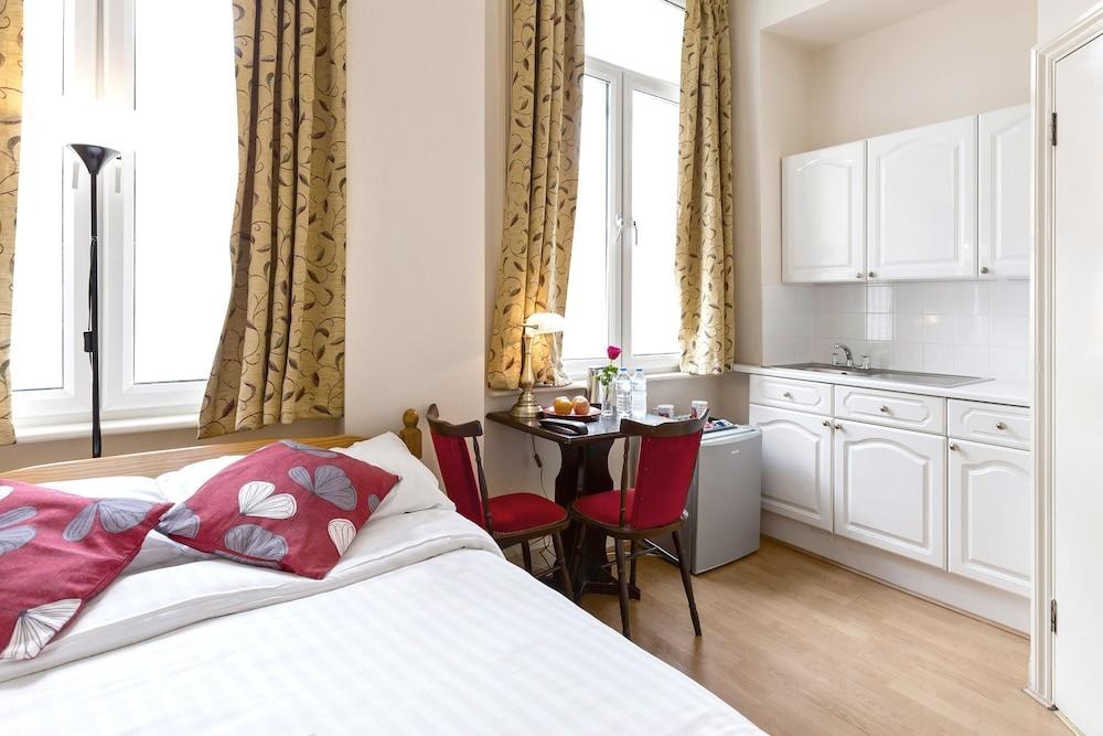 City London hotel photo 2