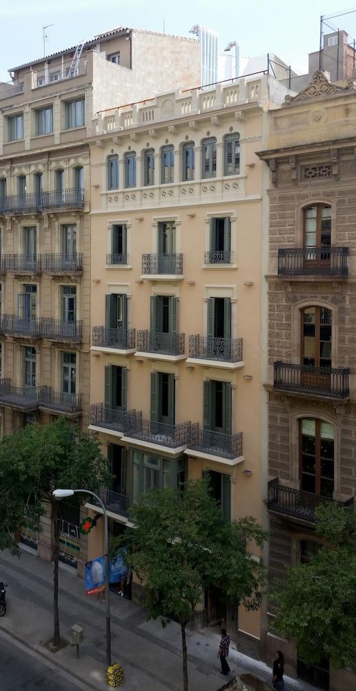 Hotel Àmbit Barcelona photo 2