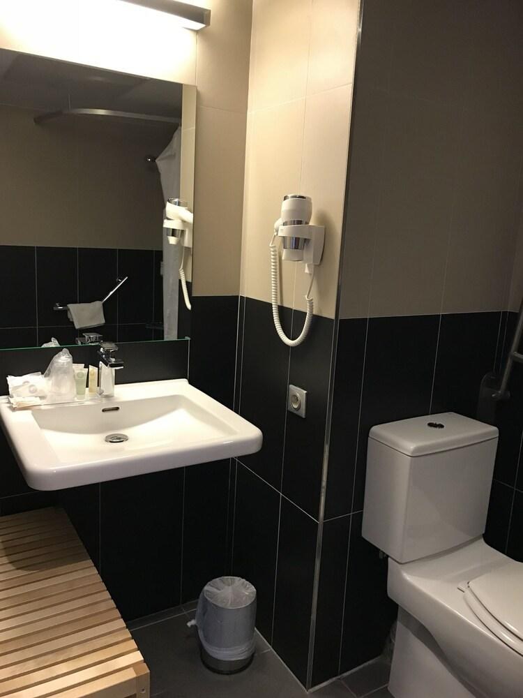 Best Western Paris Porte de Versailles photo 4