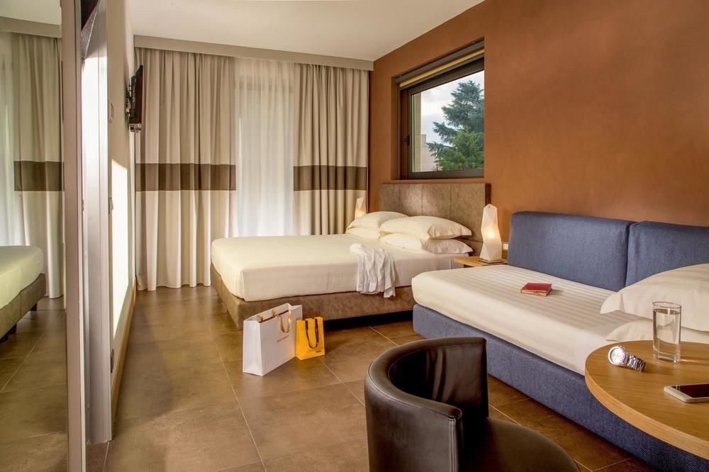 The Spring House Hotel Rome Vatican, Tapestry Collection Hilton