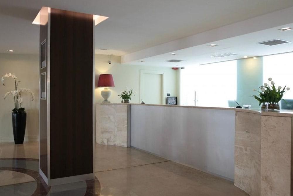 Hotel Roma Tor Vergata photo 4