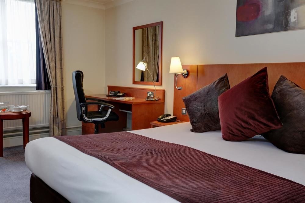 Best Western Plus Moat House Reading