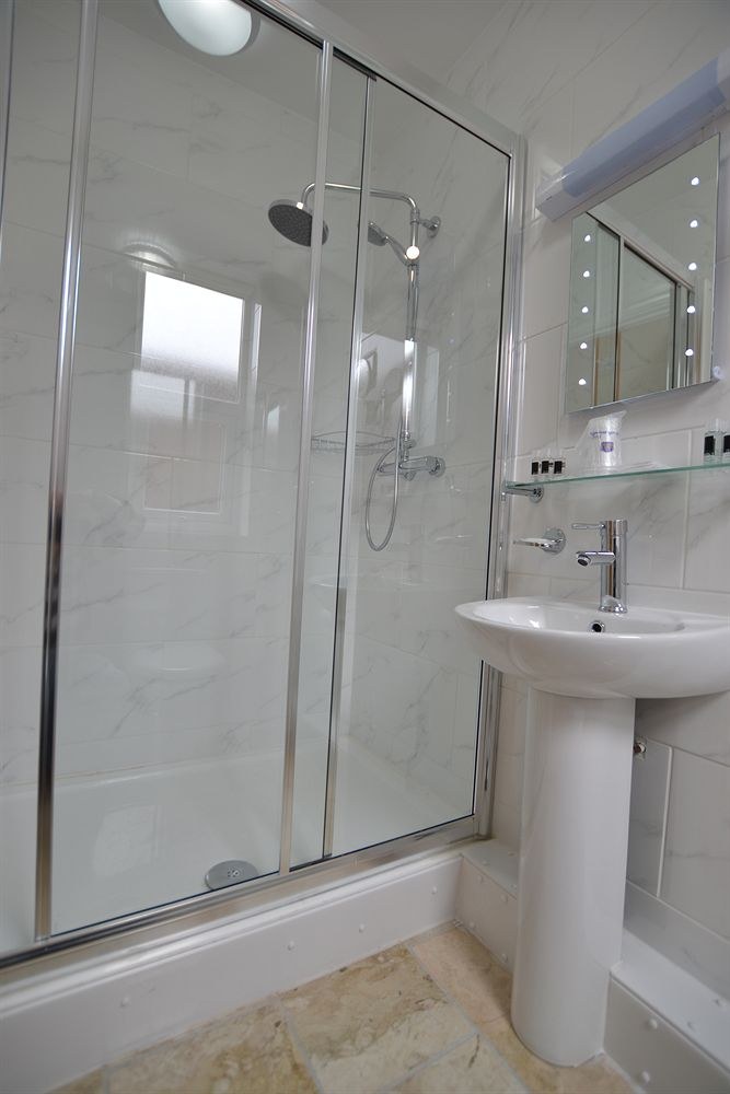 Best Western Greater London Hotel photo 1