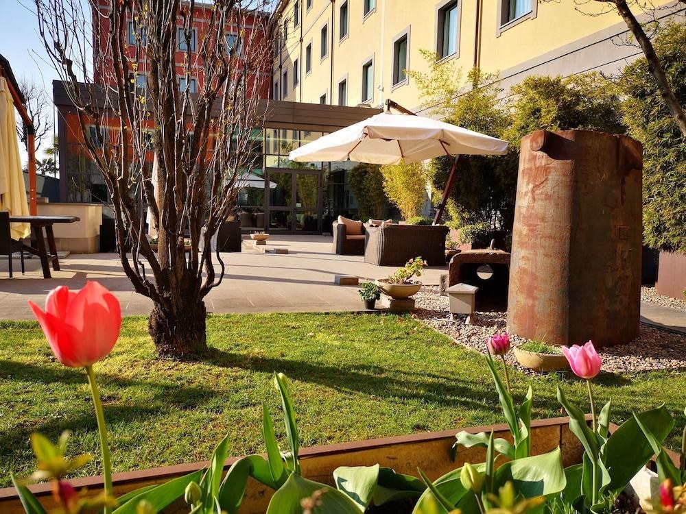 Best Western Falck Village Hotel photo 4