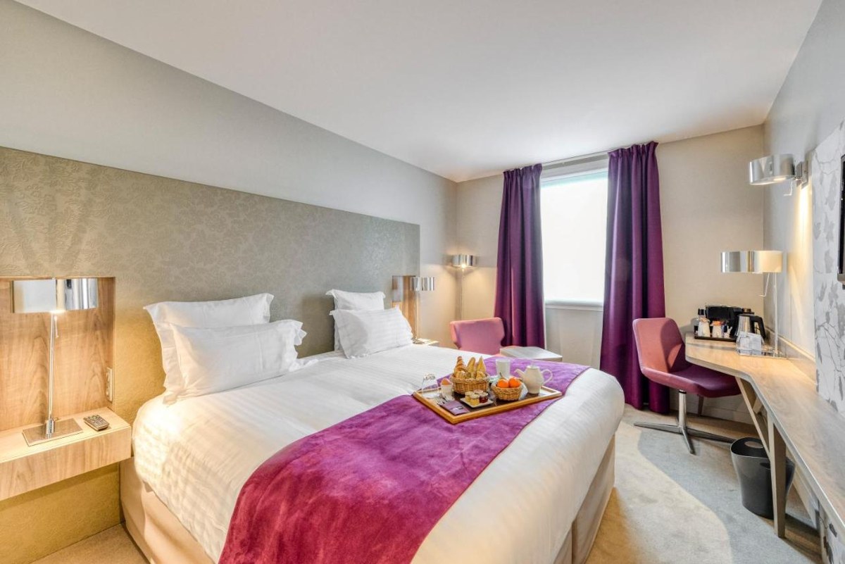 BEST WESTERN PLUS PARIS VELIZY