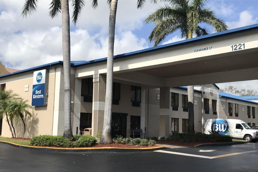 Best Western Fort Lauderdale Airport/Cruise Port photo 2