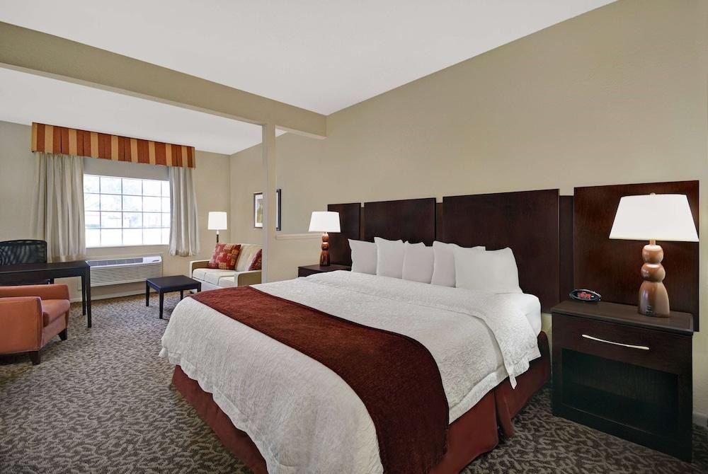 Baymont by Wyndham Houston/Westchase photo 3
