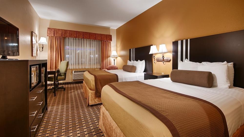 Days Inn & Suites by Wyndham Sam Houston Tollway photo 4