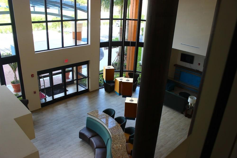 Best Western Plus Miami Executive Airport Hotel & Suites photo 3