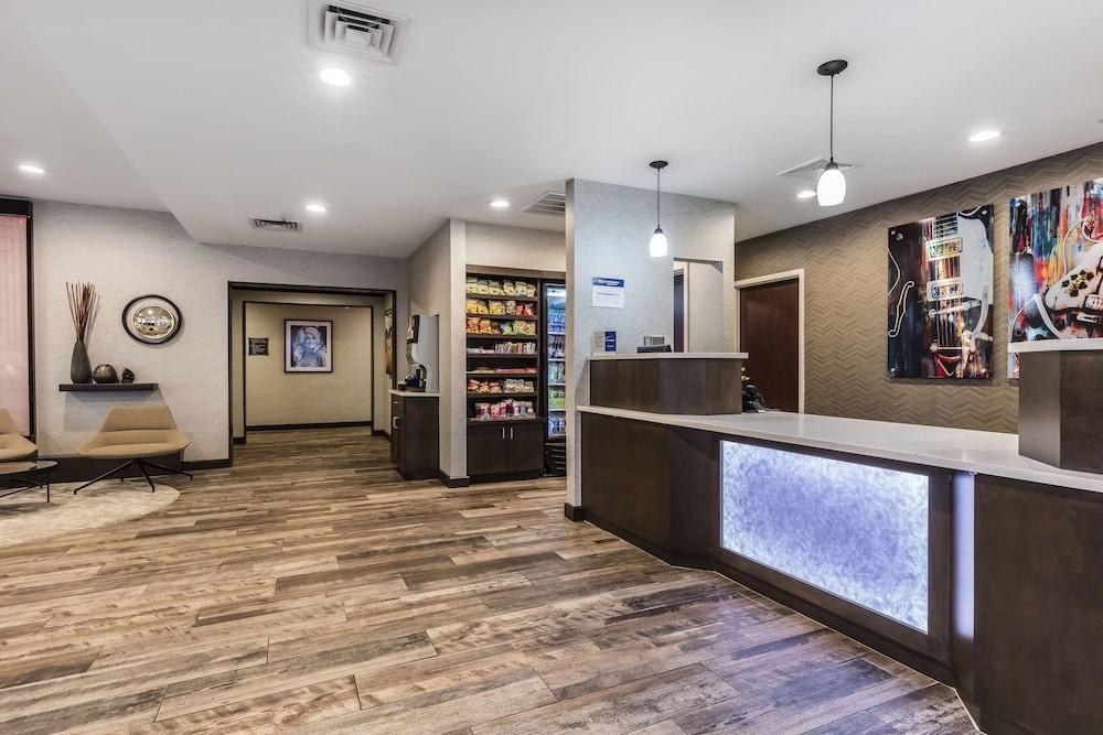 Best Western Plus Nashville Airport Hotel photo 2