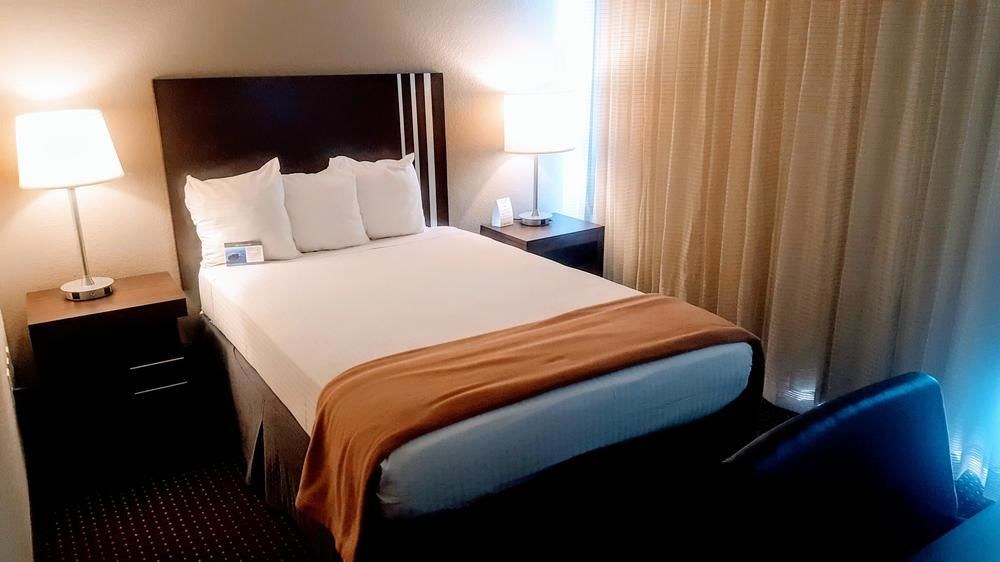 Best Western Yacht Harbor Hotel photo 1