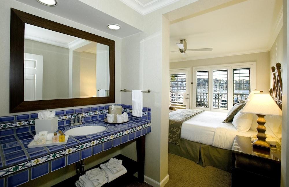 Best Western Plus Island Palms Hotel & Marina photo 4