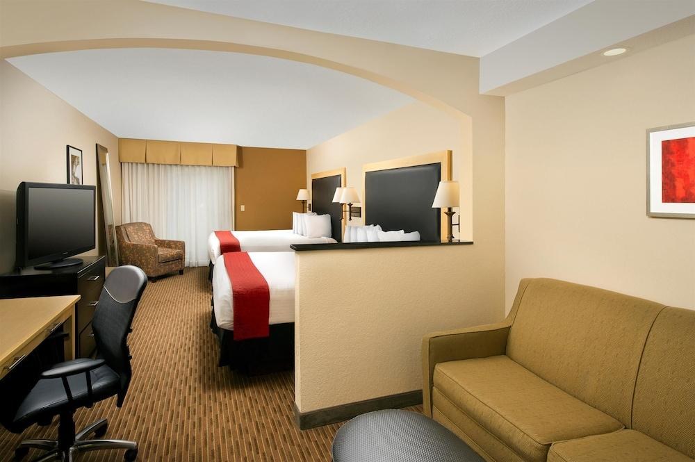 Best Western Alamo Suites photo 2