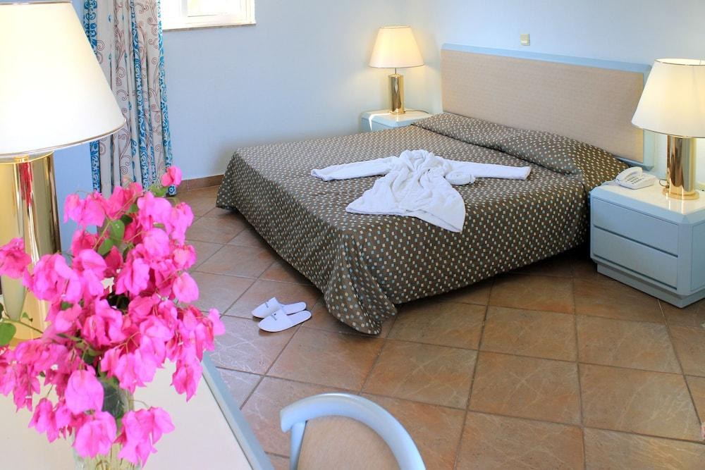 LINDOS ROYAL photo 4