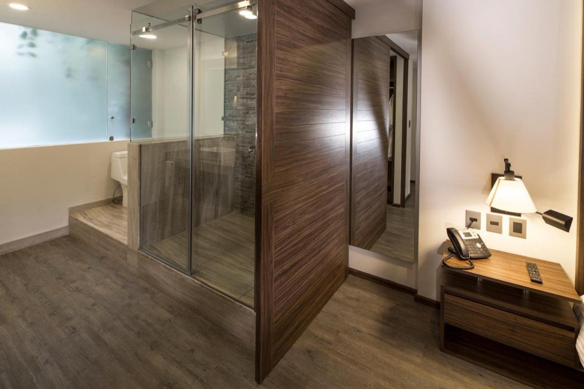 FLOWSUITES CONDESA photo 1