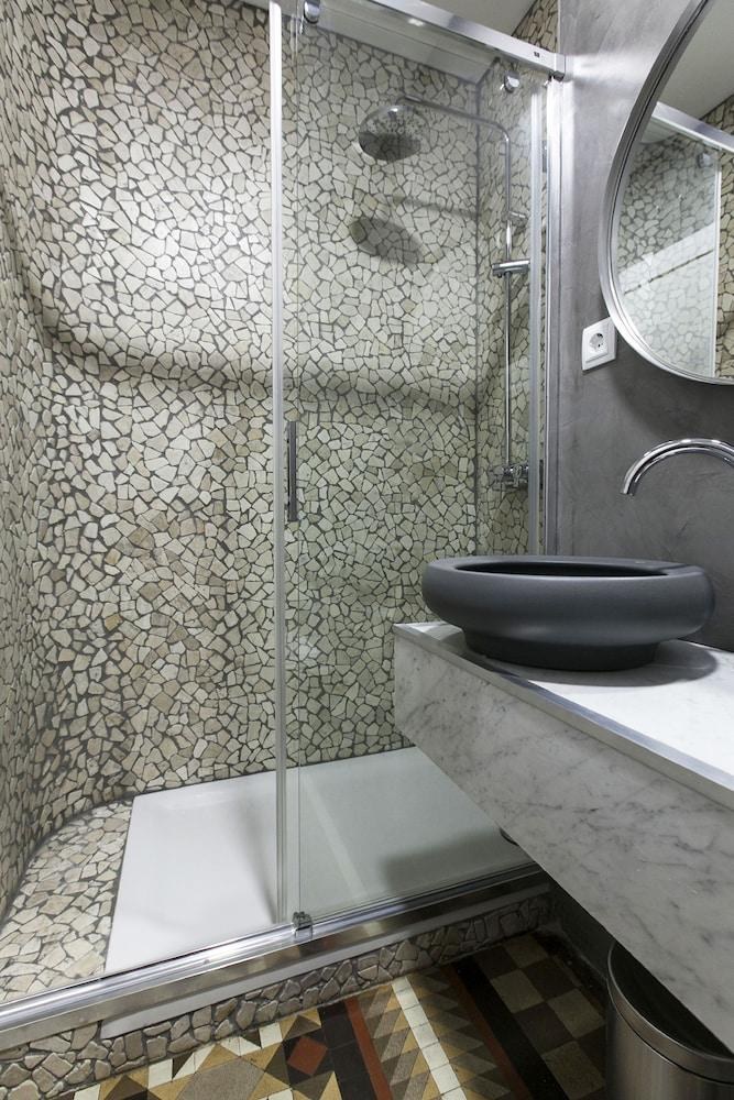 APARTAMENTOS MATUTE 11 photo 3