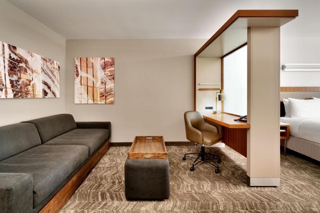 SPRINGHILL SUITES BY MARRIOTT LAS VEGAS CONVENTION CENTER photo 2