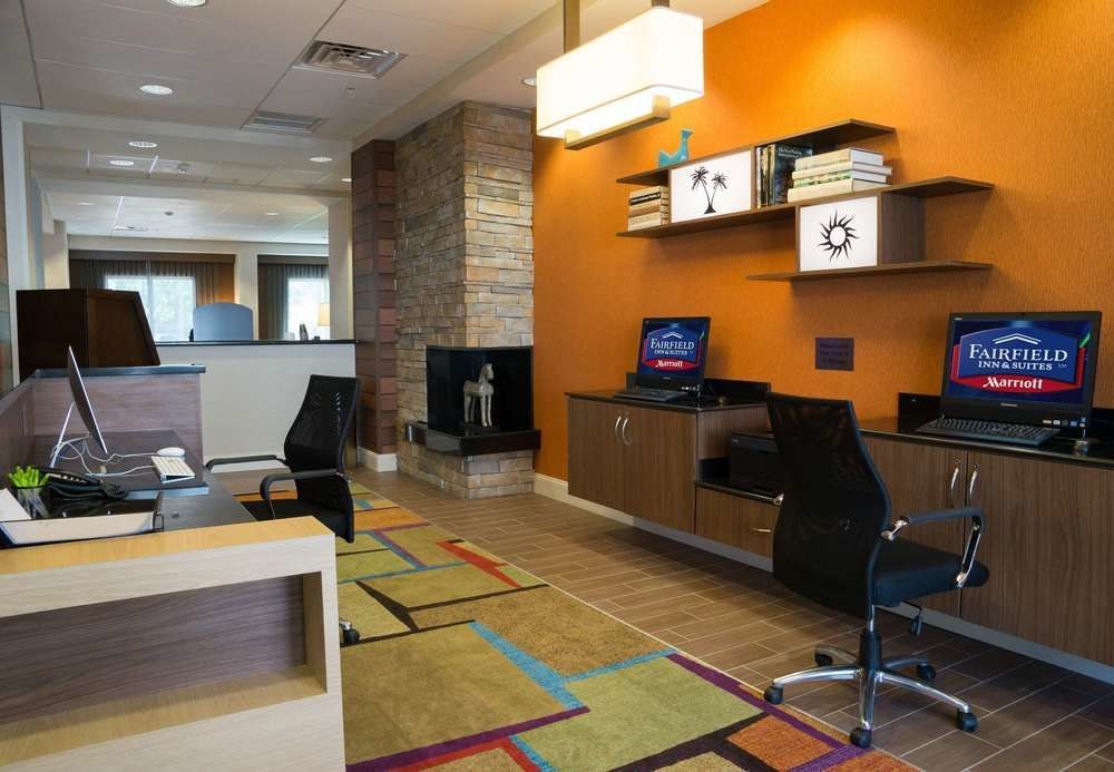 FAIRFIELD INN & SUITES ORLANDO INTERNATIONAL DIVE/CONVENTION CENTER