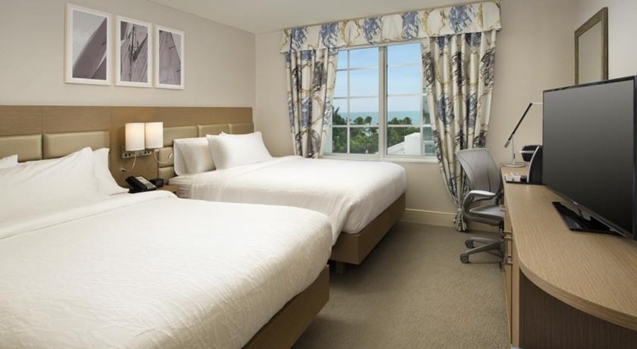 HILTON GARDEN INN MIAMI SOUTH BEACH ROYAL POLO photo 2