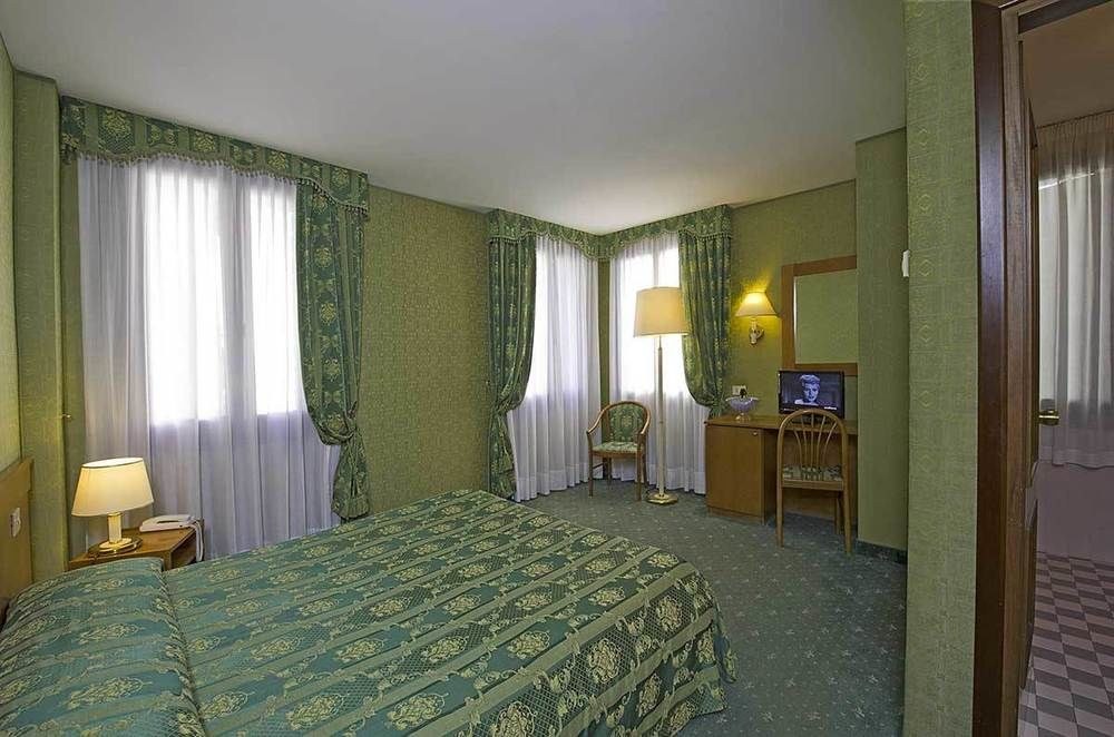 Hotel Spagna photo 3