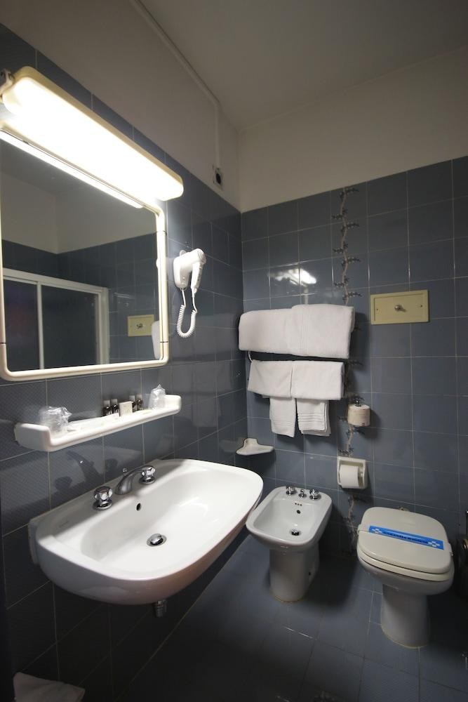 HOTEL LIDO photo 4
