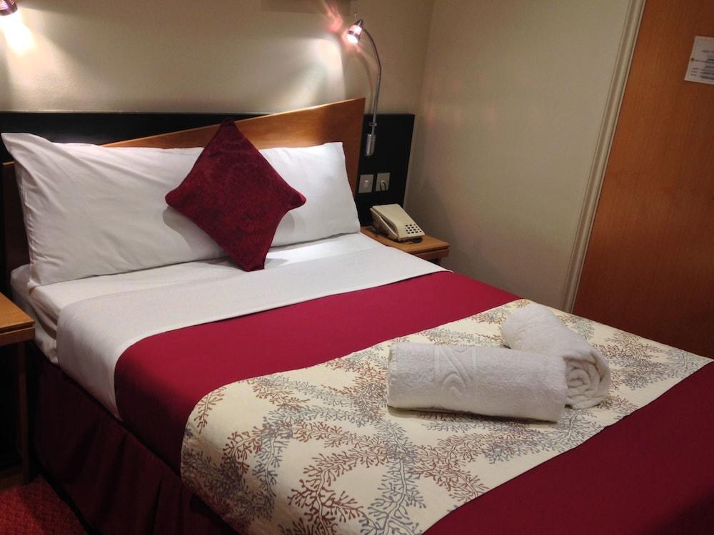COMFORT INN BUCKINGHAM PALACE ROAD photo 3
