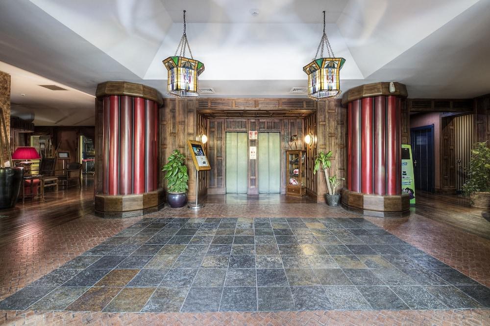 HOTEL COLONY photo 1