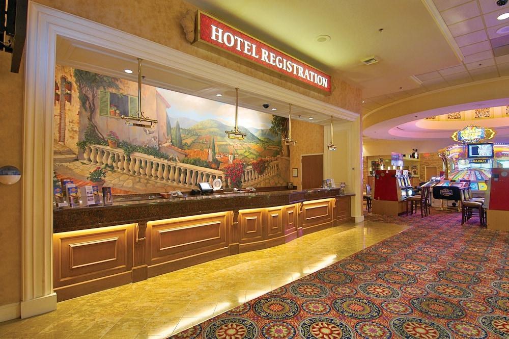 SUNCOAST HOTEL AND CASINO photo 2