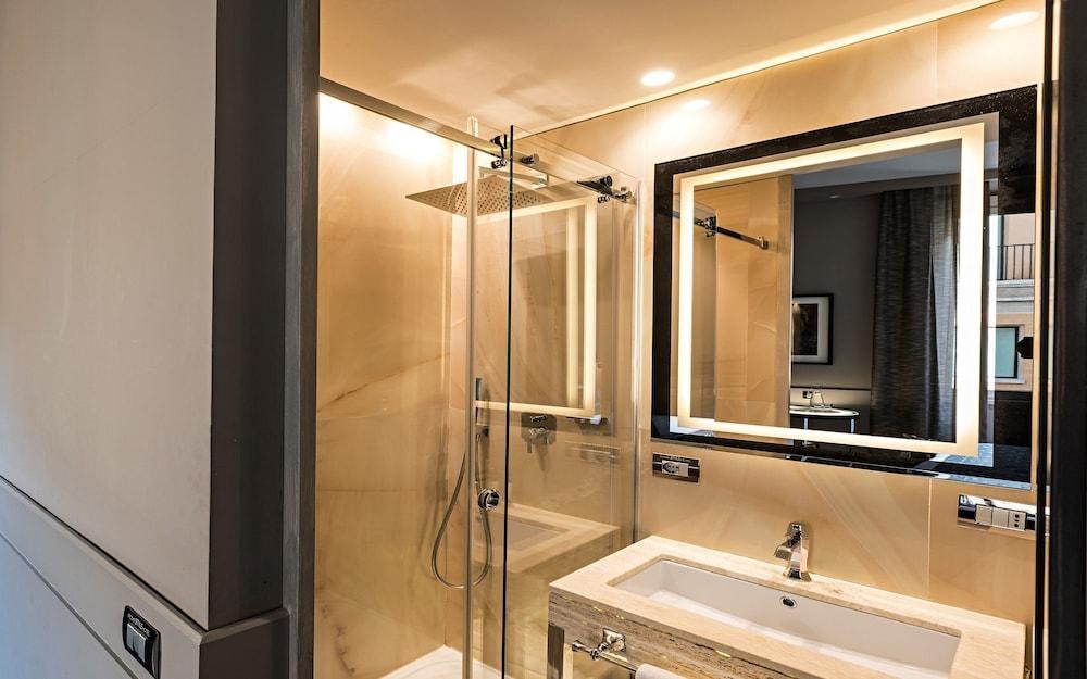 ROME STYLE HOTEL photo 2
