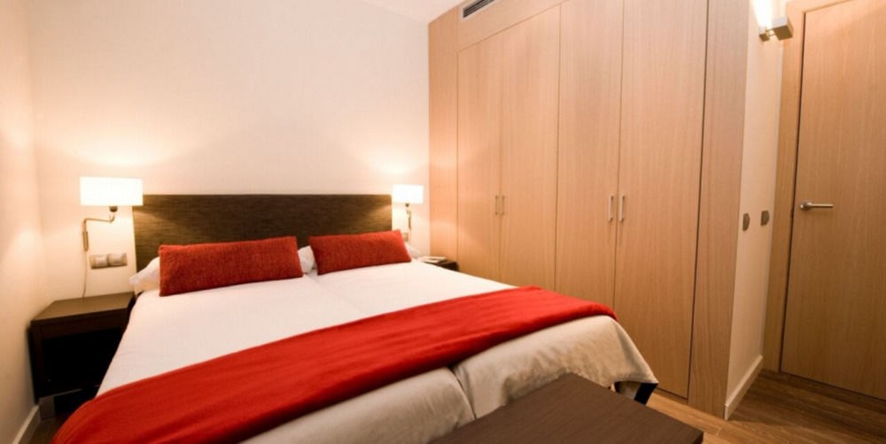 APARTMENTS CASP74