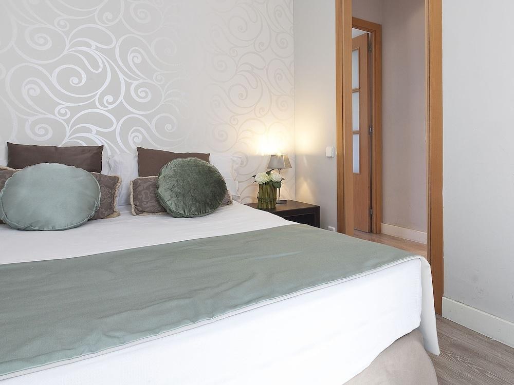 GRANDOM SUITES photo 2