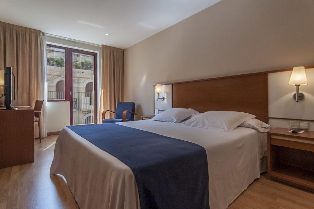HOTEL SOROLLA CENTRO photo 1