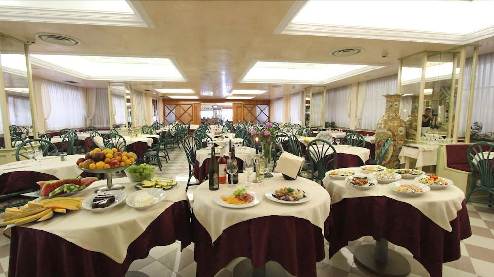 Park Hotel Cellini photo 2