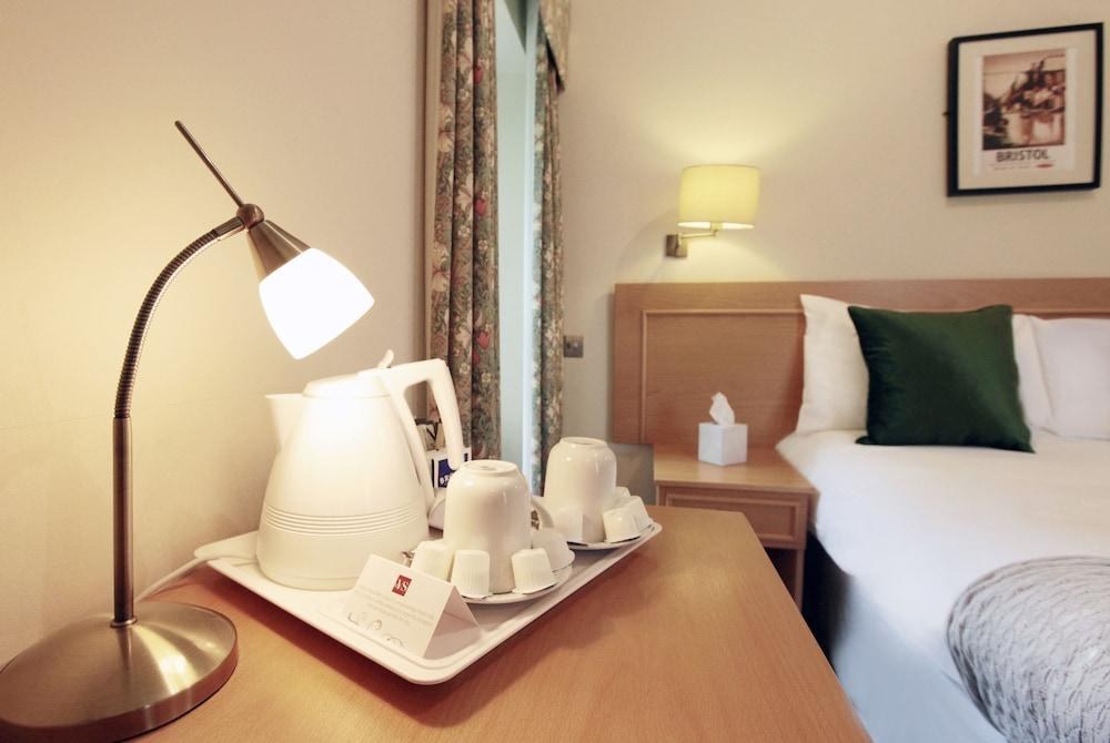 Victoria Square Hotel photo 4