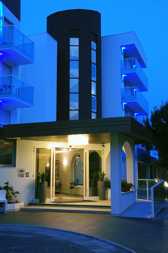 PARK HOTEL ERMITAGE photo 1